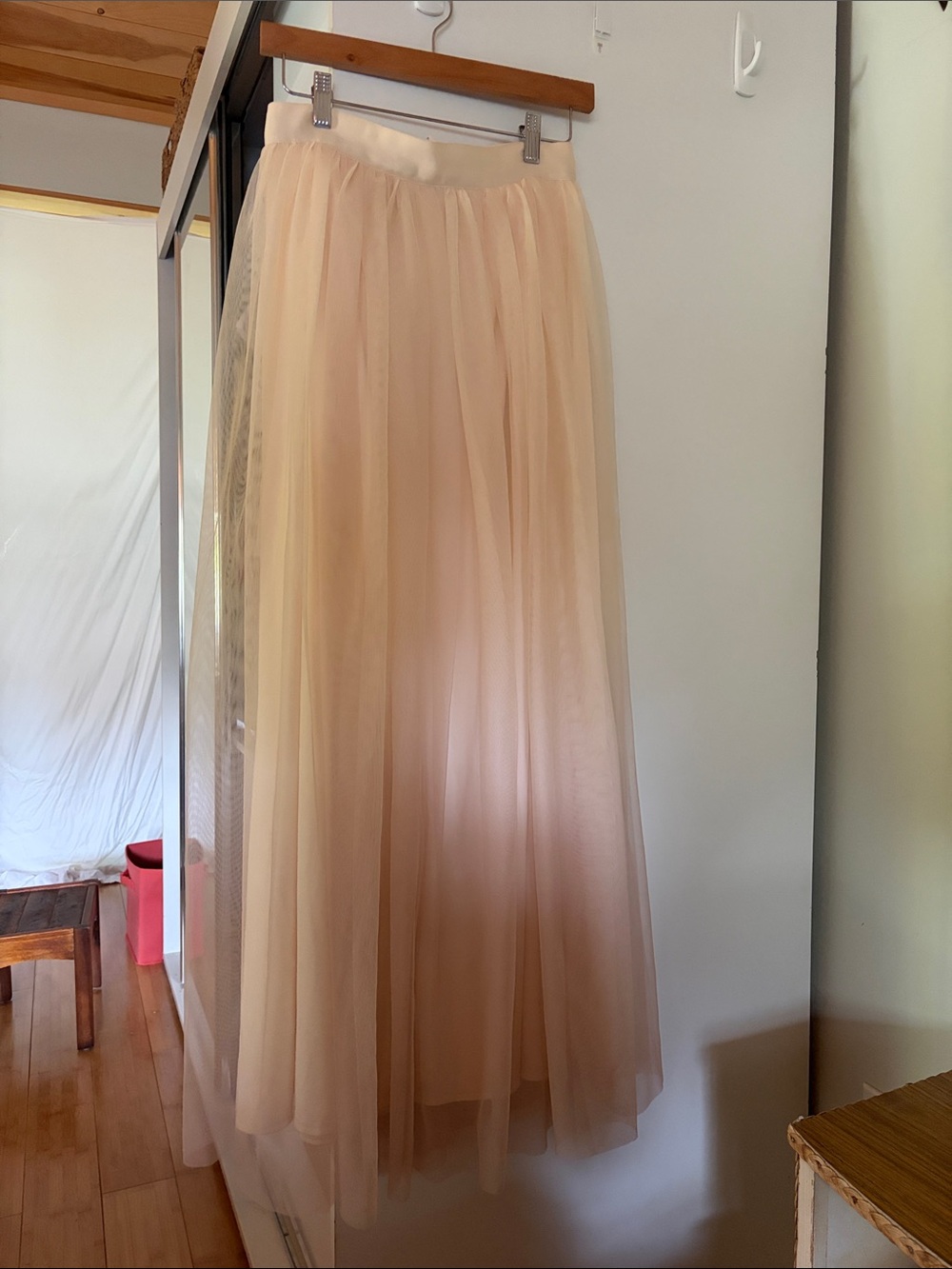 LC Lauren Conrad Blush Pink Tulle Maxi Skirt